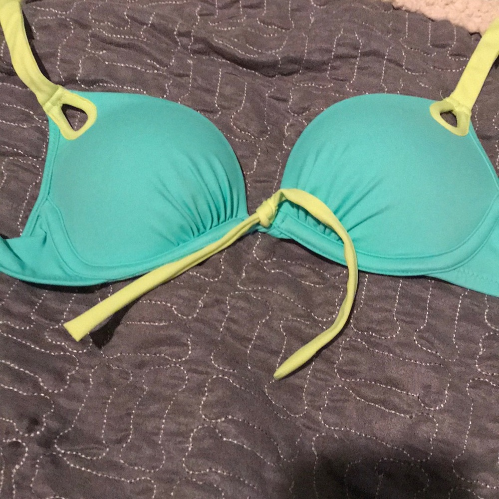 Bikini top